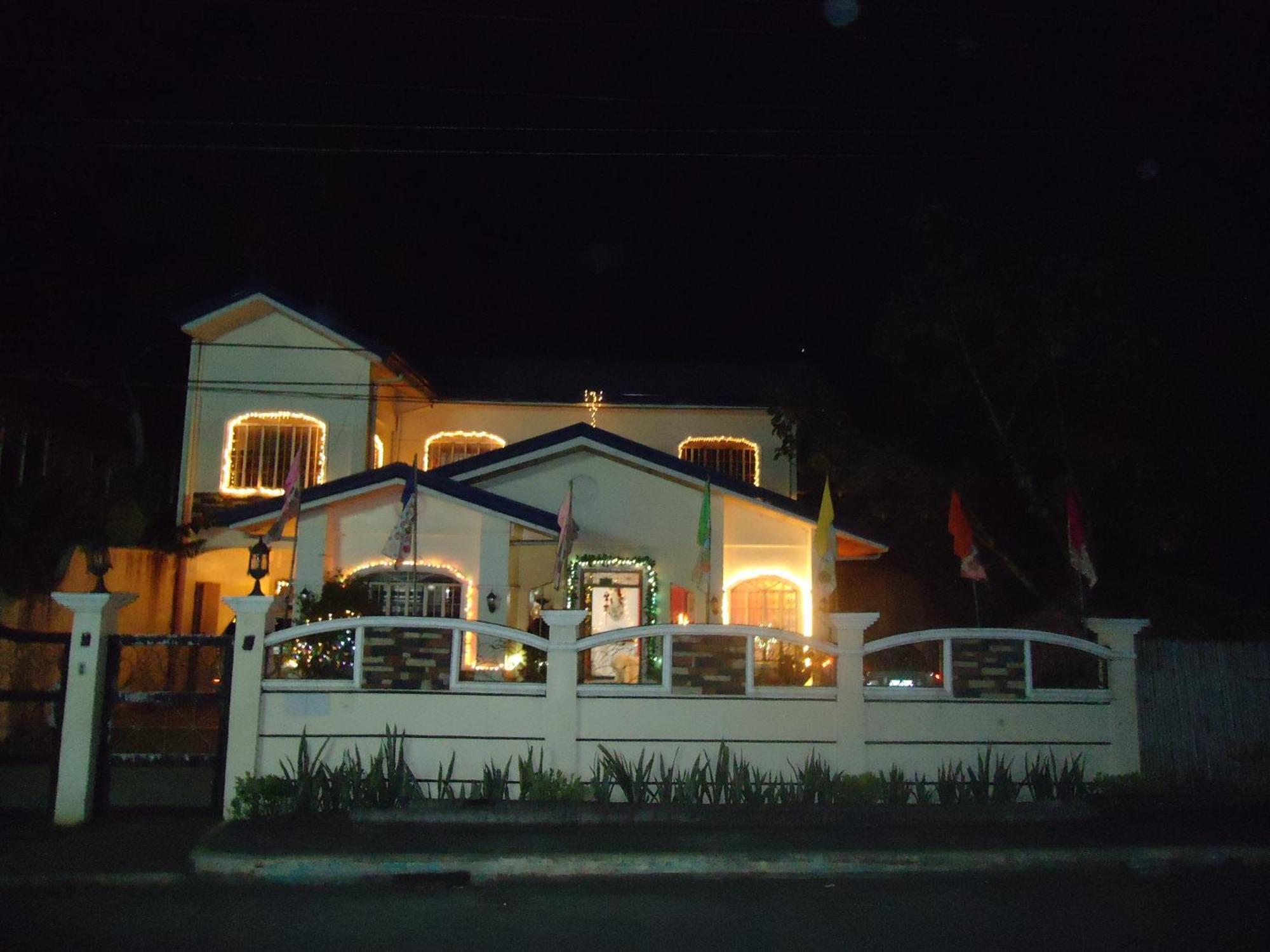 Donsol Aguluz Homestay Zewnętrze zdjęcie