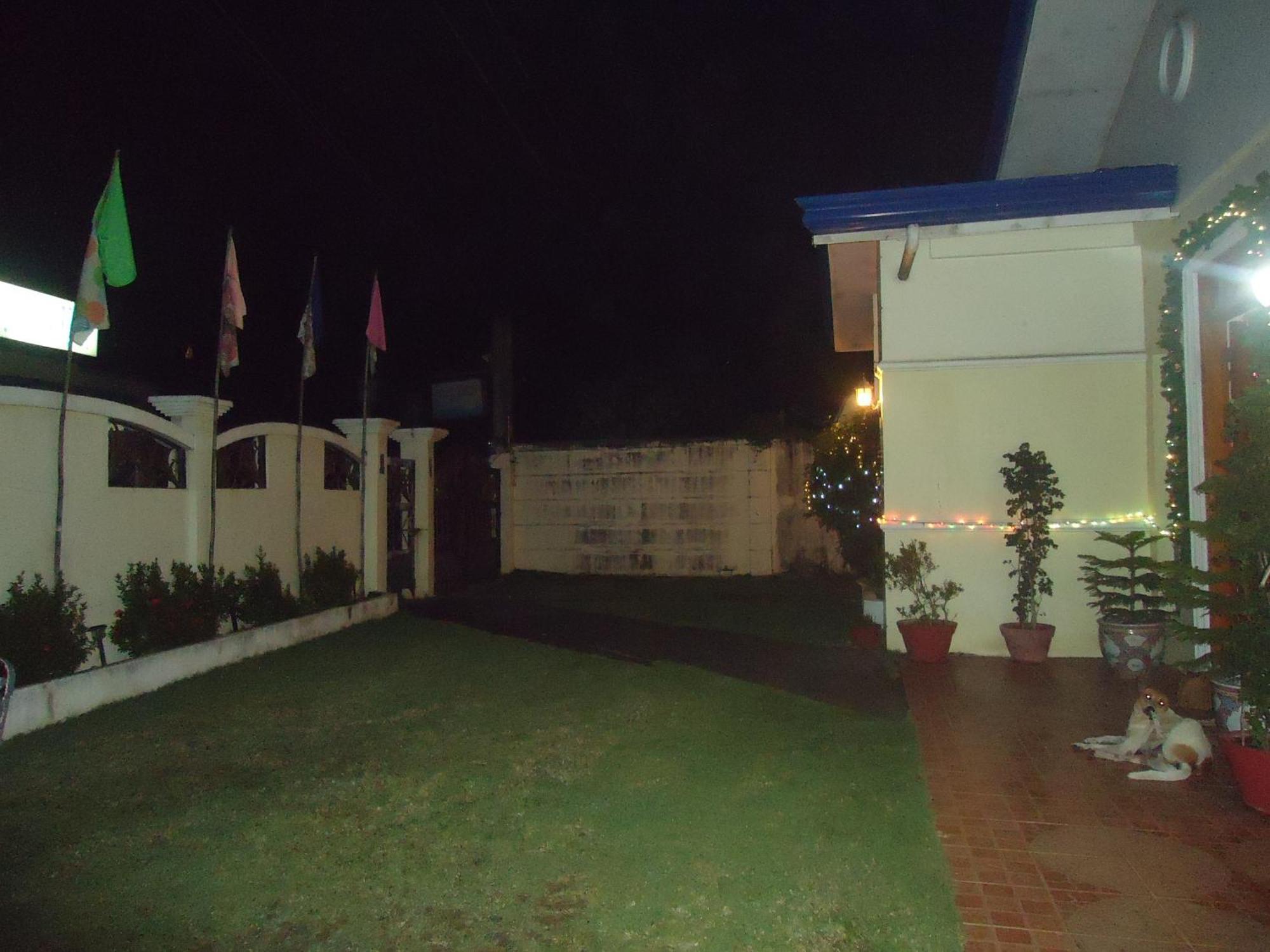 Donsol Aguluz Homestay Zewnętrze zdjęcie